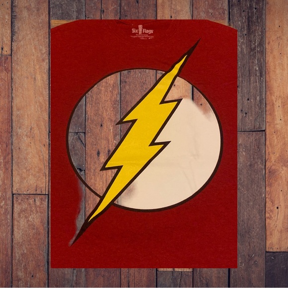 The Flash DC Comics Batman Six Flags Shirt Rare Logo Superman Halloween Costume - Picture 2 of 5